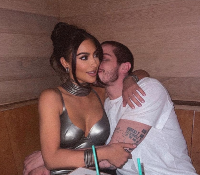 Kim Kardashian, muy preocupada por acosador que amenaza a Pete Davidson