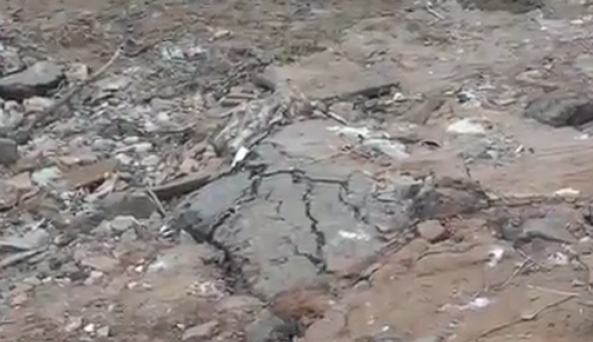 Calle Los Laureles en Luque presenta condiciones deterioradas