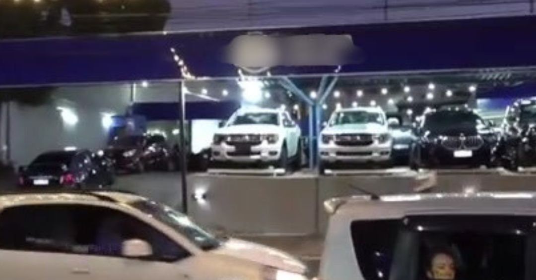 Investigan millonario hurto en concesionaria