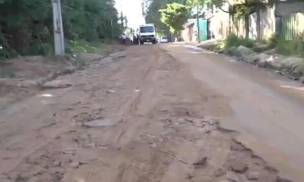 Vecinos denuncian calle en mal estado en barrio Molino de Luque - SNT