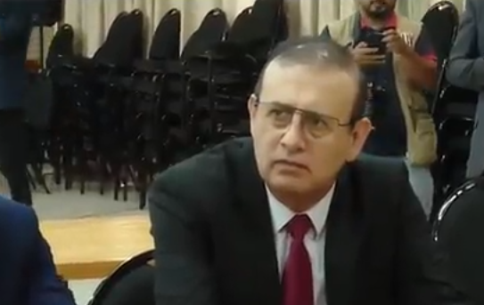 Erico Galeano presentará su renuncia al Senado este martes