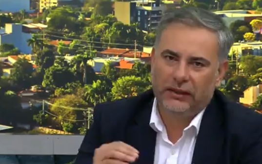 Ever Villalba visitó LMCD en medio de su campaña para las internas liberales