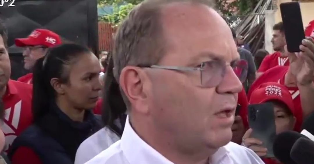 Camilo Pérez continúa con recorridos y visitas en barrios de Asunción